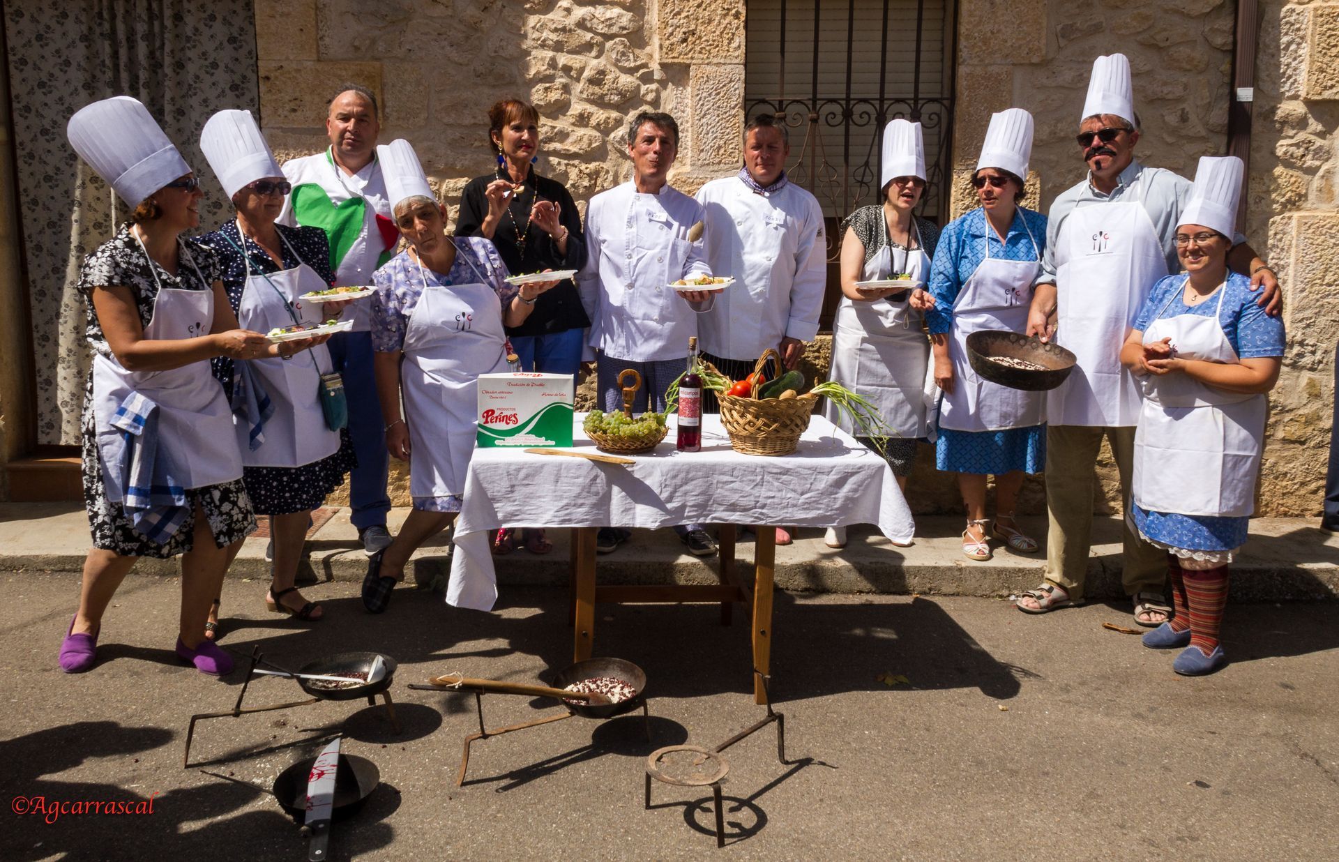 Gigantes y Cabezudos baile vermut (concurso de disfraces)